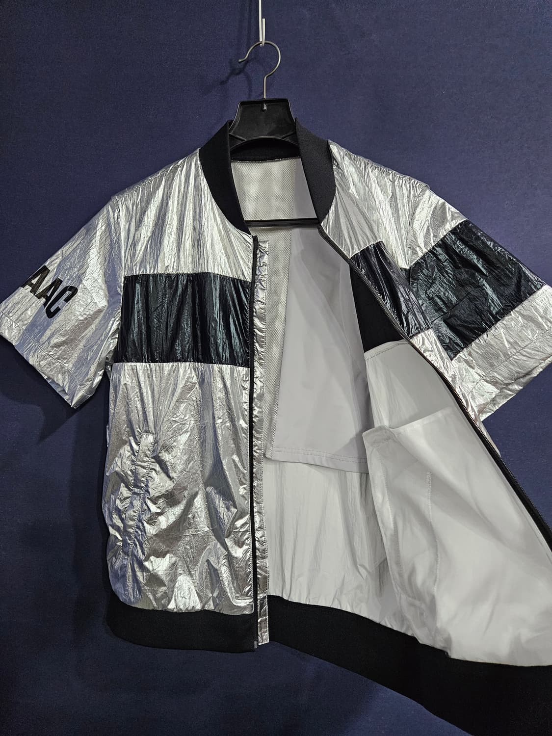 왁 프린팅 실버 남성 100 골프 바람막이 자켓  상품이미지7