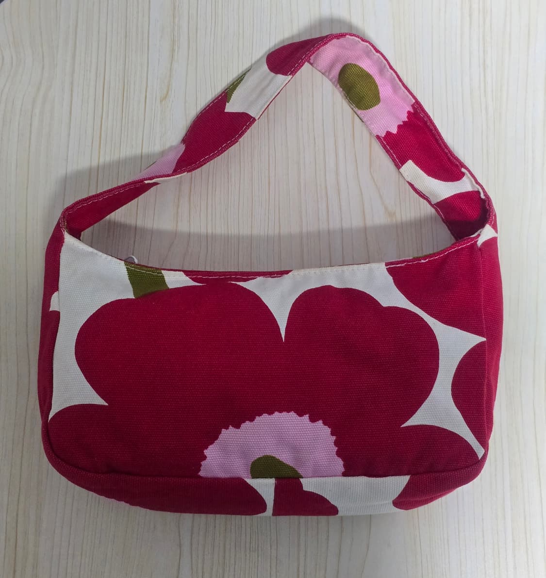 마리메코 플라워 도트 토트백  상품이미지3