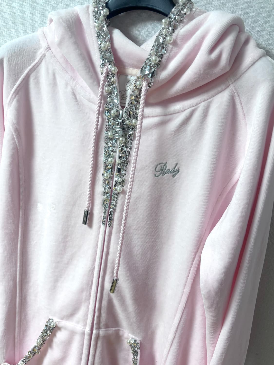 레디 rady 헤이세이 비즈 후디 원피스 베메클 상품이미지6