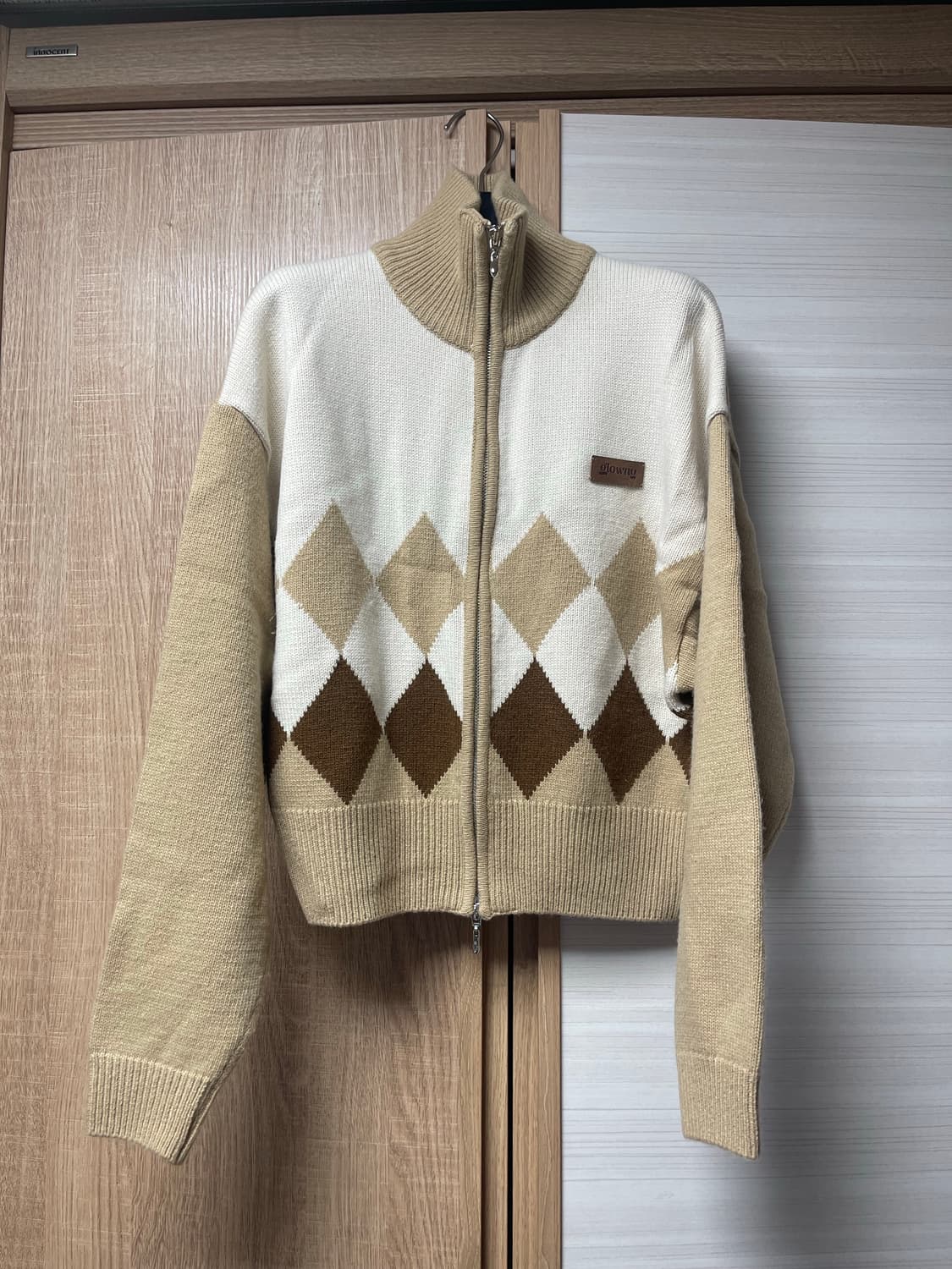 GLOWNY 니트 집업 상품이미지1