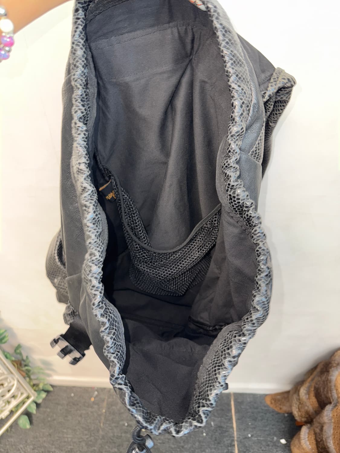 Heliotrope black python real leather 백팩 상품이미지5