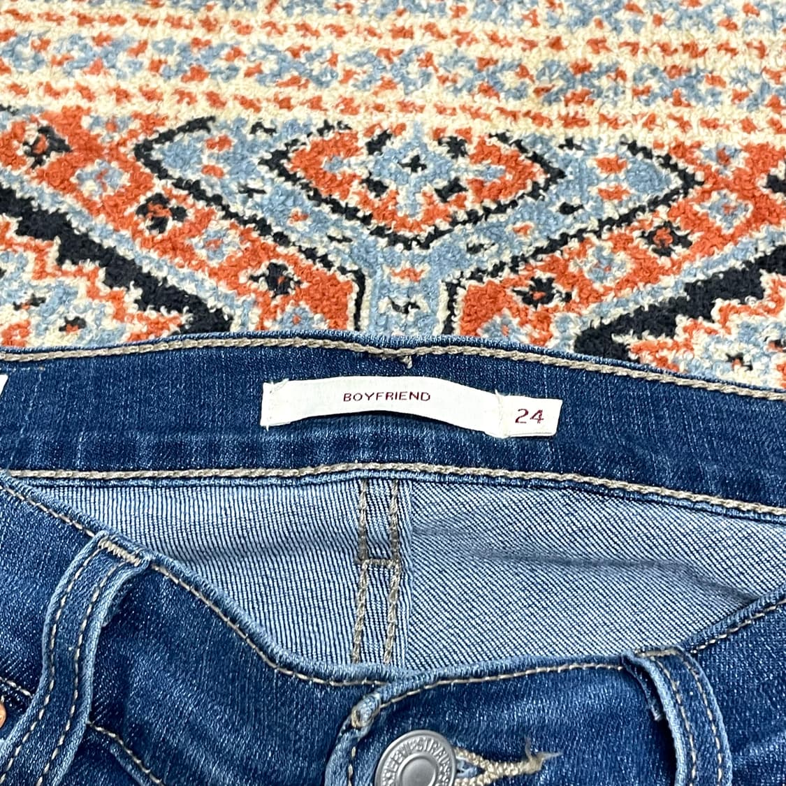 리바이스 보이브렌드핏 중청 워싱데님 여성24 상품이미지3