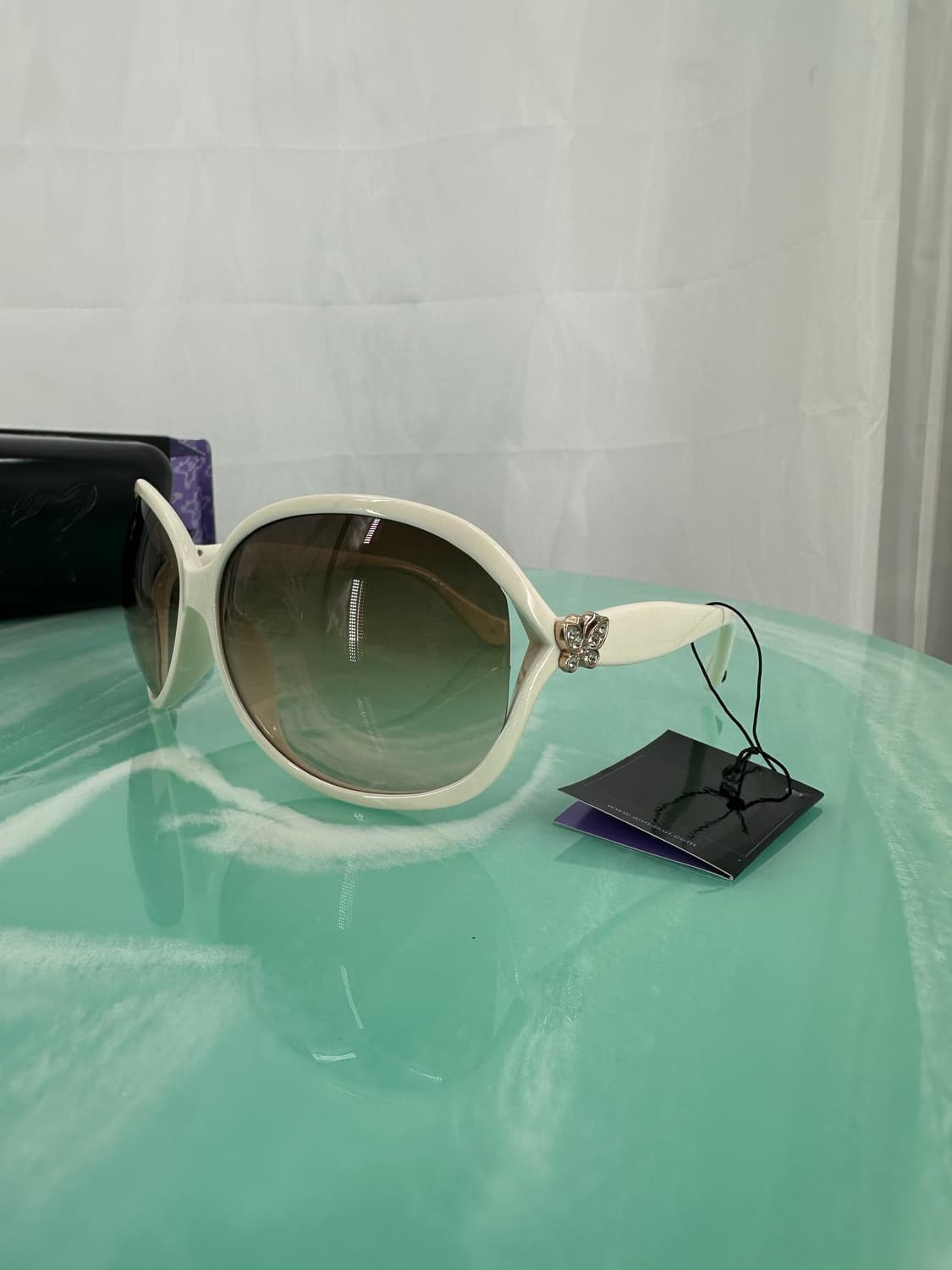 [새상품 무료배송] 안나수이 Made in Italy 선글라스 상품이미지2