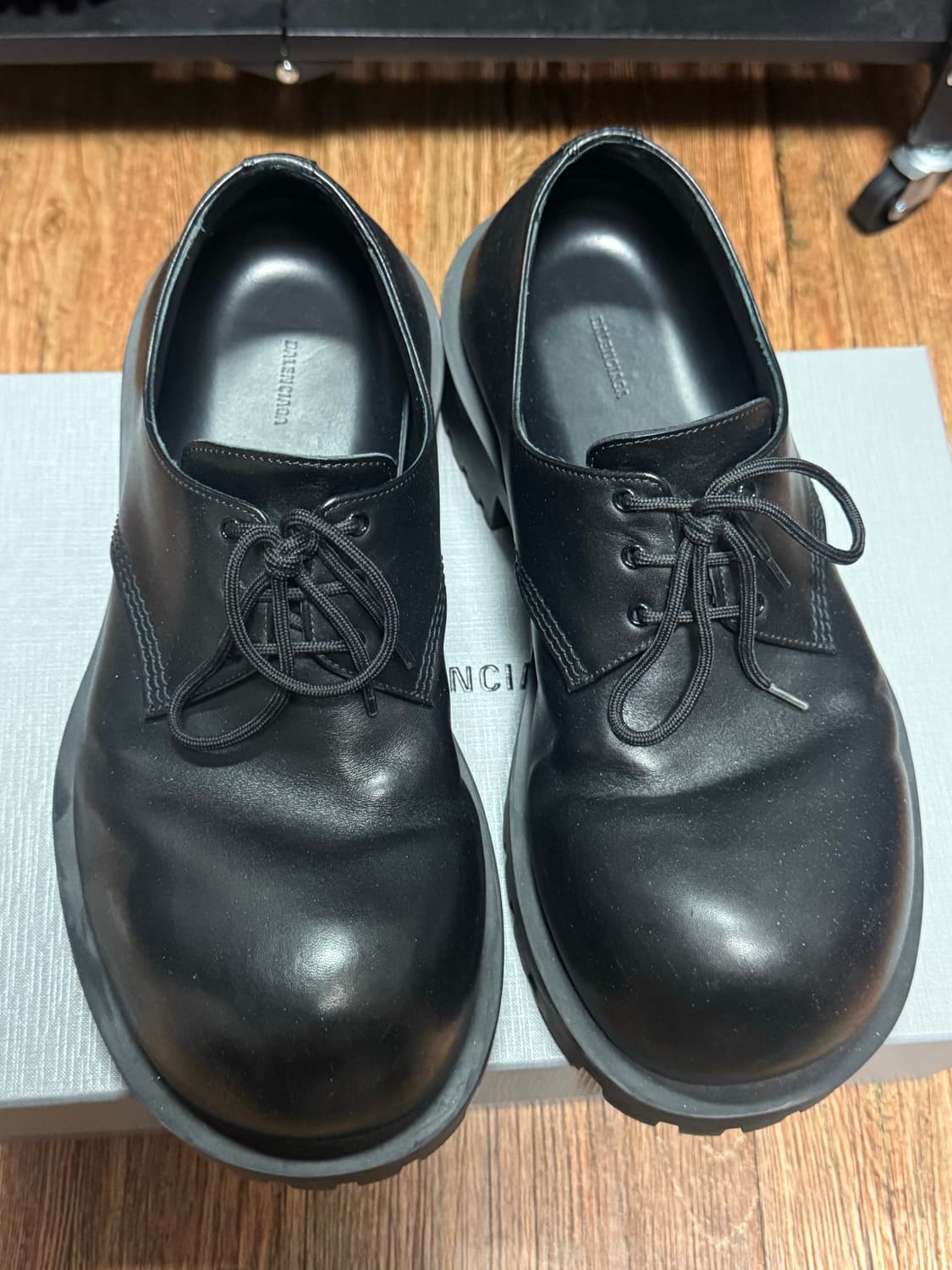 (43) 발렌시아가 HUMMER 허머 더비슈즈 블랙 상품이미지4