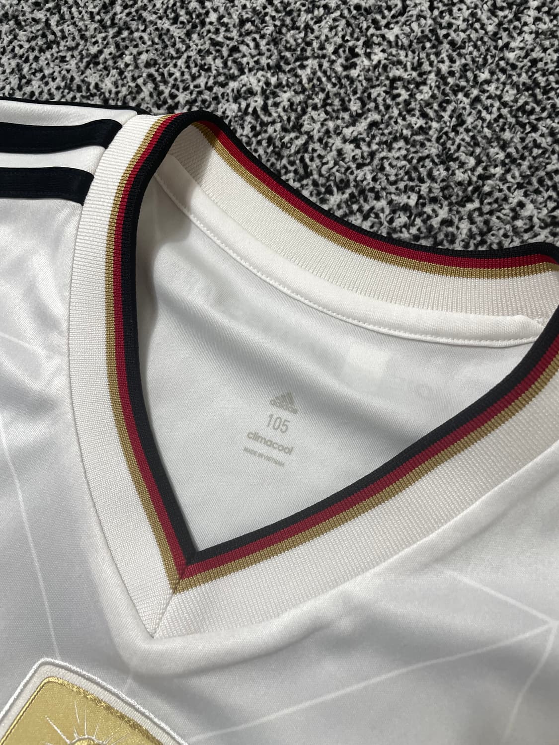 빈티지9. 아디다스 독일 국가대표팀 2017 축구티 피파 반팔 티셔츠 상품이미지3