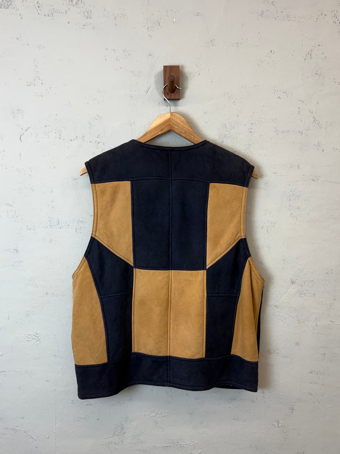 90s 뉴질랜드 빈티지 스웨이드 울 베스트 상품이미지2