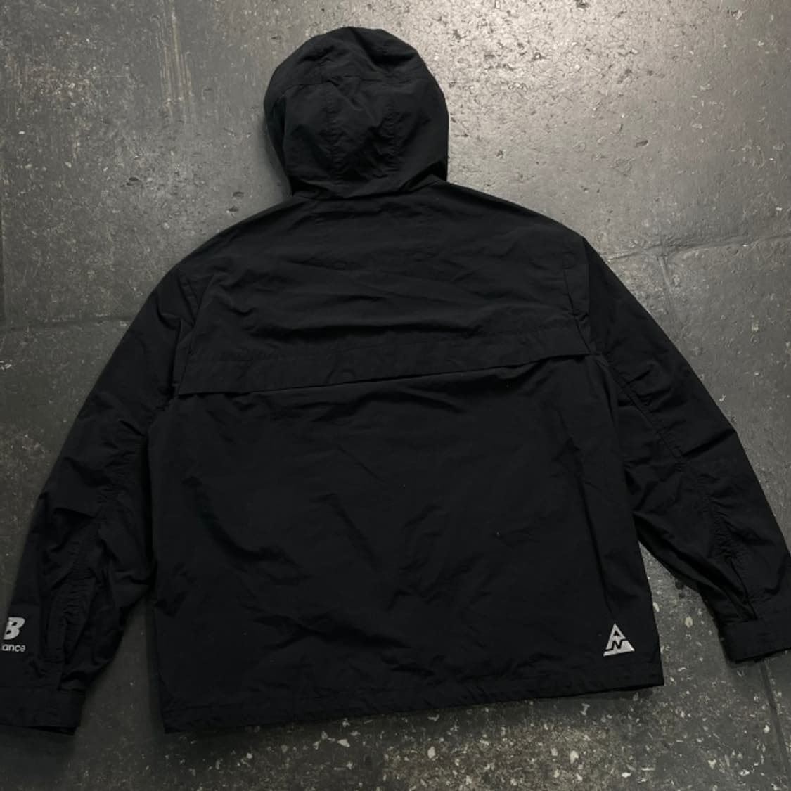 105 뉴발란스 멀티포켓 바람막이  상품이미지6