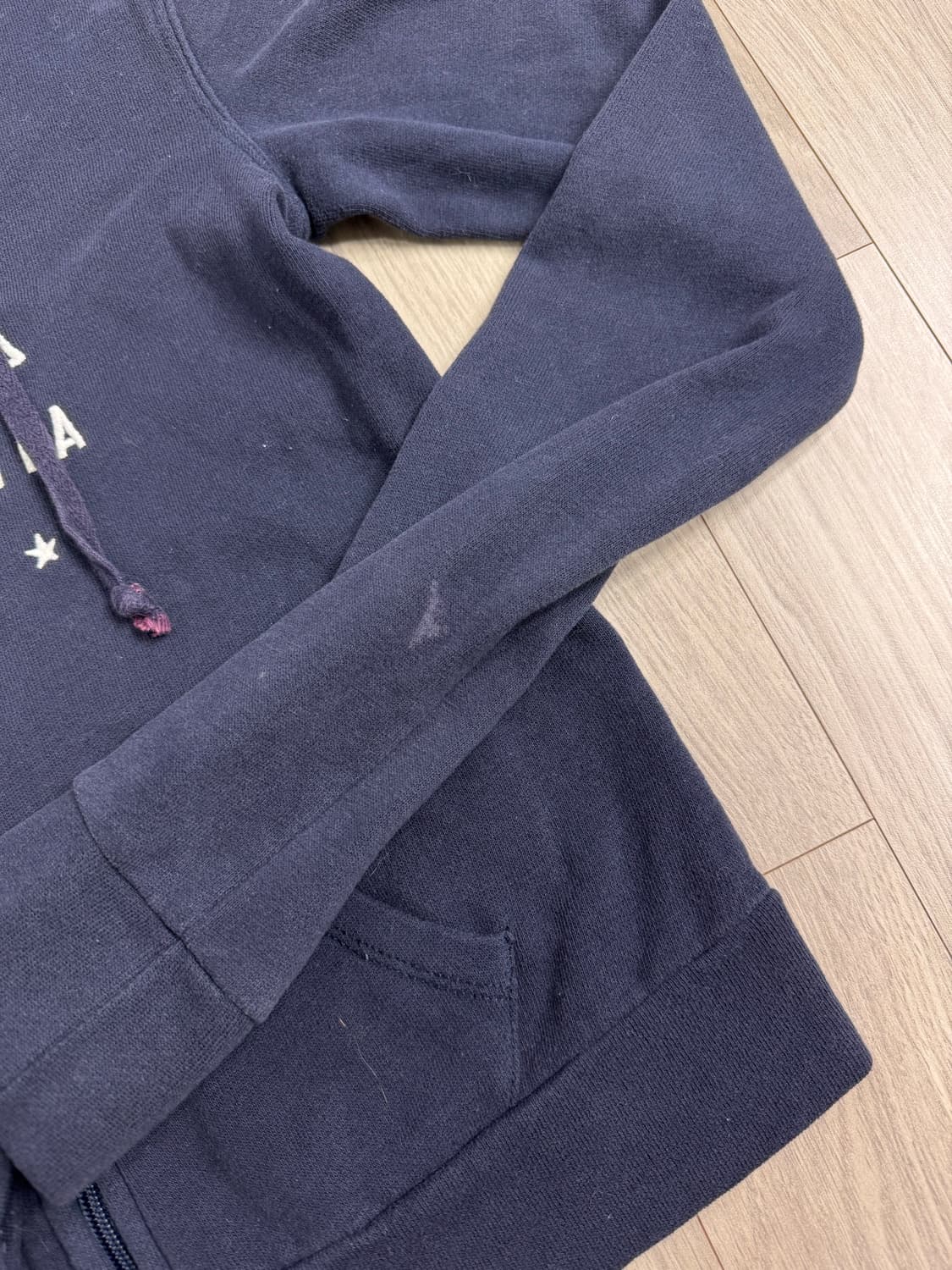 홀리스터 슬림핏 네이비 후드집업 상품이미지5