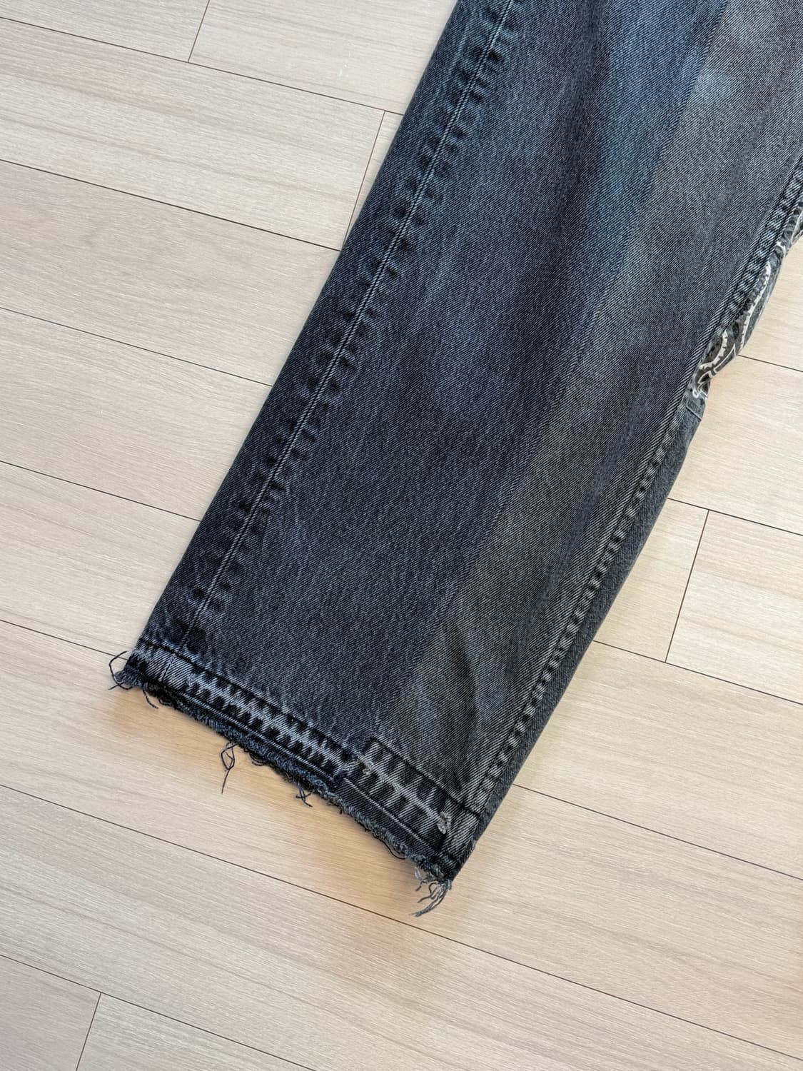 이스트오캄 리바이스 리메이크 흑청 데님 상품이미지3