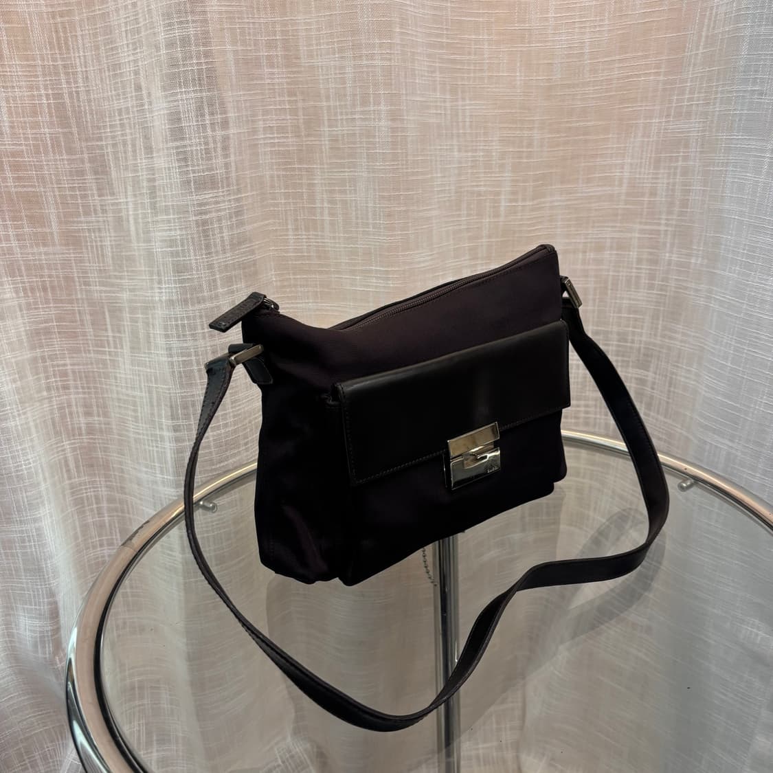 정품 구찌 패브릭 크로스백     상품이미지3