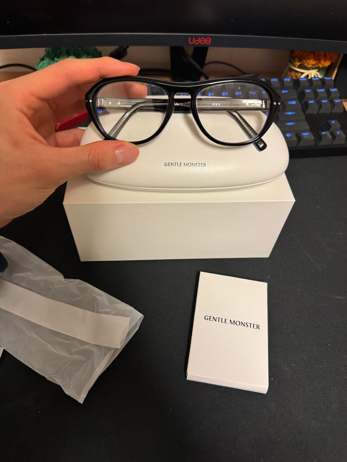 젠틀몬스터 오아 상품이미지1