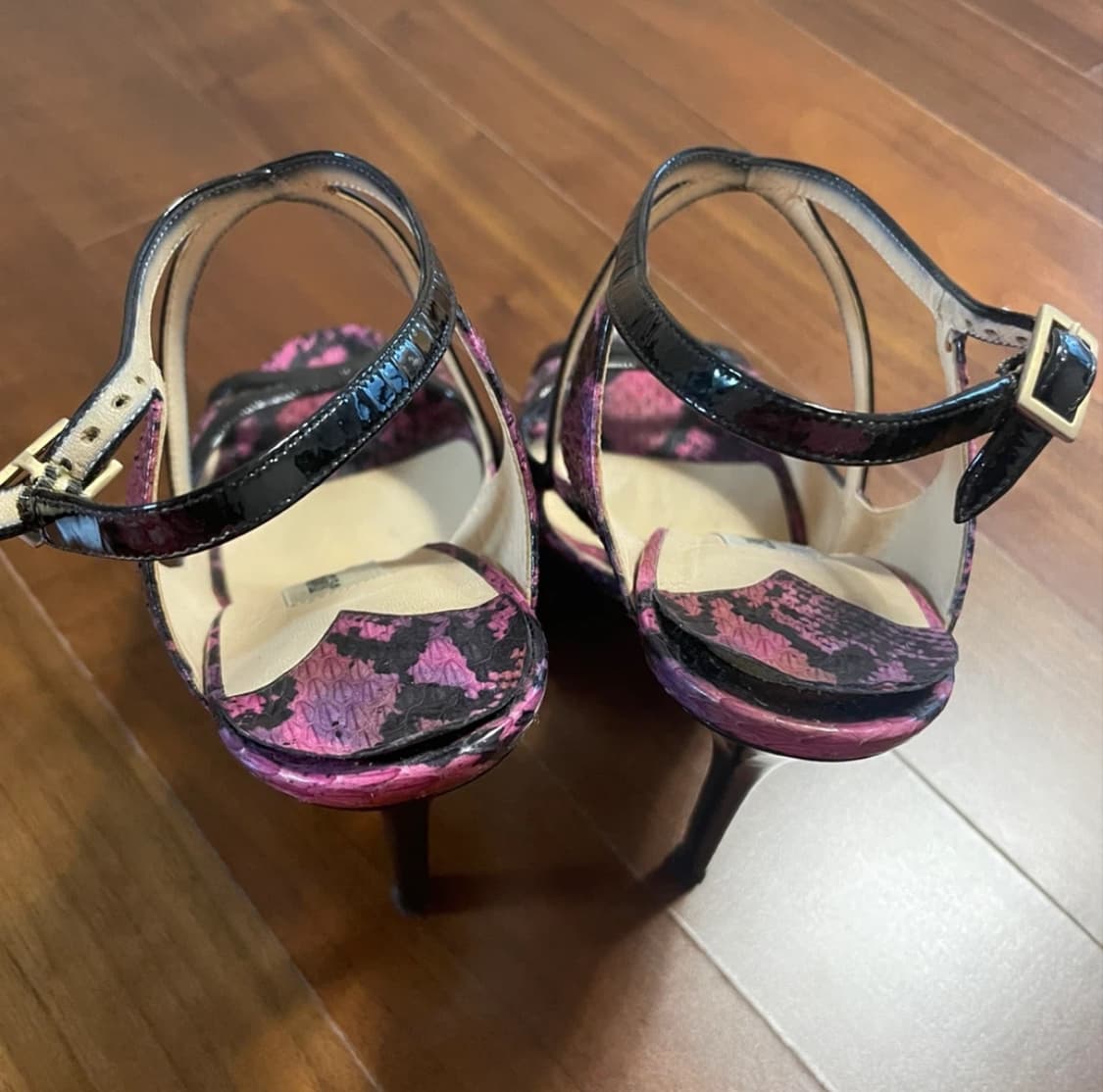 지미추 Jimmy Choo 핑크 퍼플 스네이크 하이힐 상품이미지2