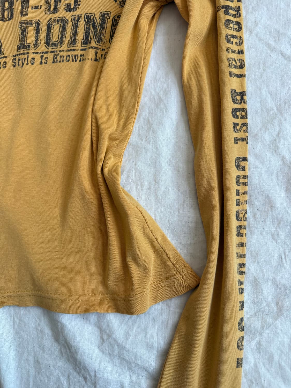 잉그니 머스타드 와투케 y2k 00‘s 딱붙 롱슬리브 상품이미지2