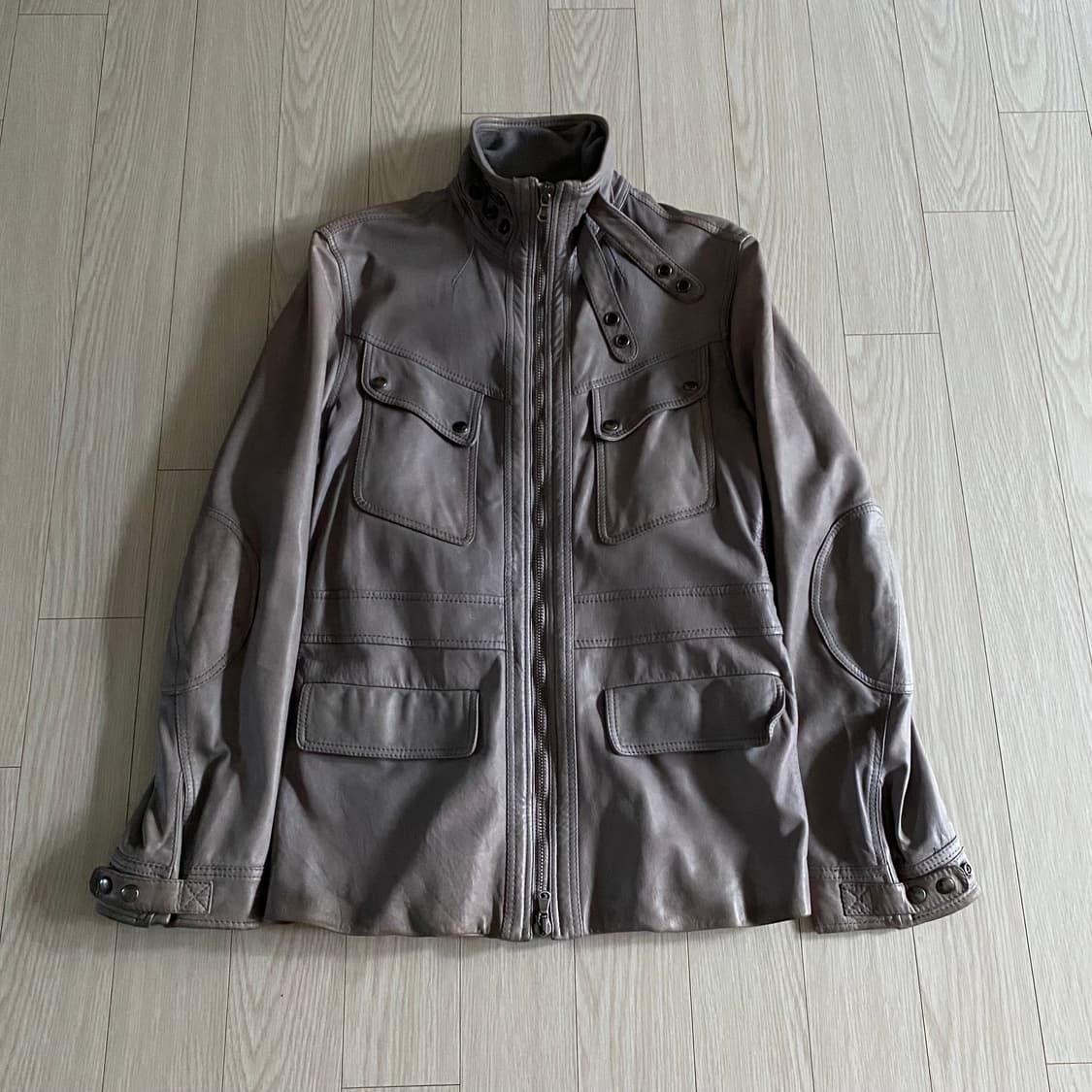 [48] 마크 제이콥스 하이넥 레더 파카 그레이 상품이미지1