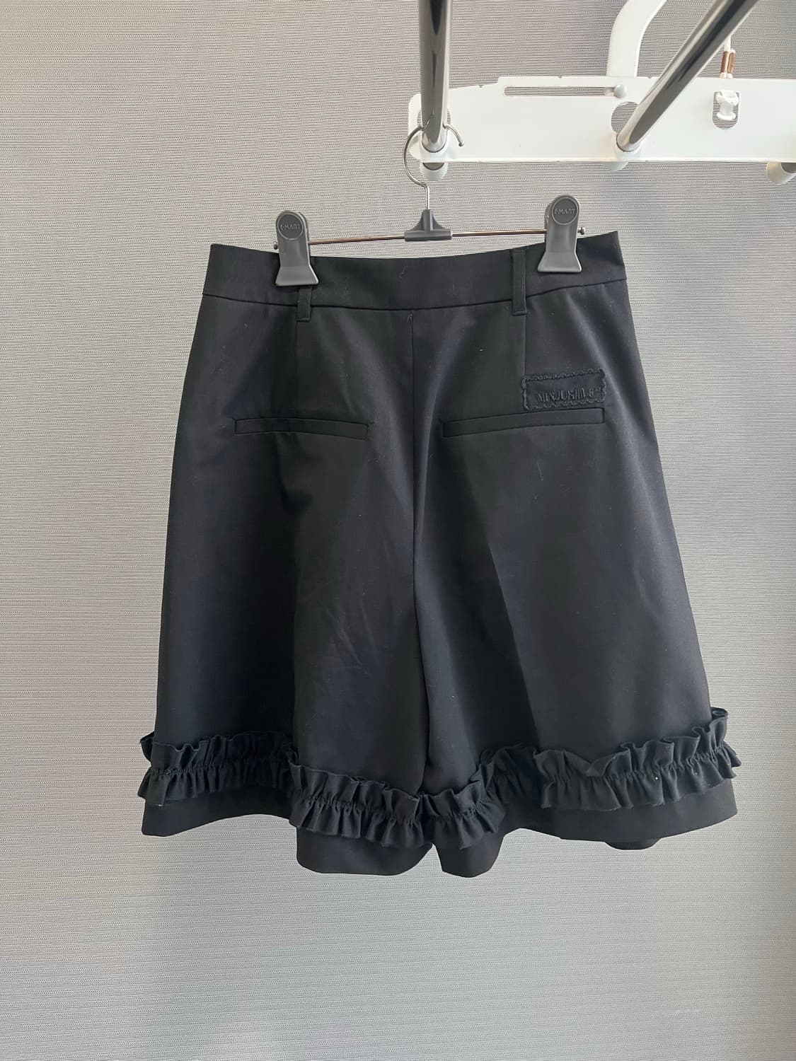 민주킴 x 에잇세컨즈 프릴 반바지 상품이미지2