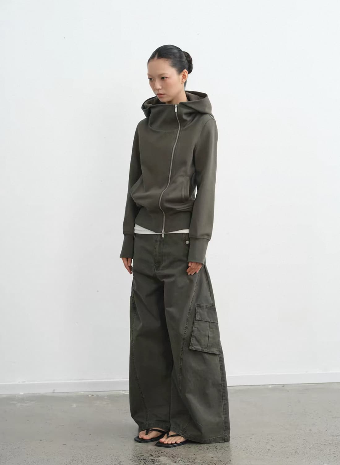 jakana liny liberty 슬림핏 후드집업 상품이미지2