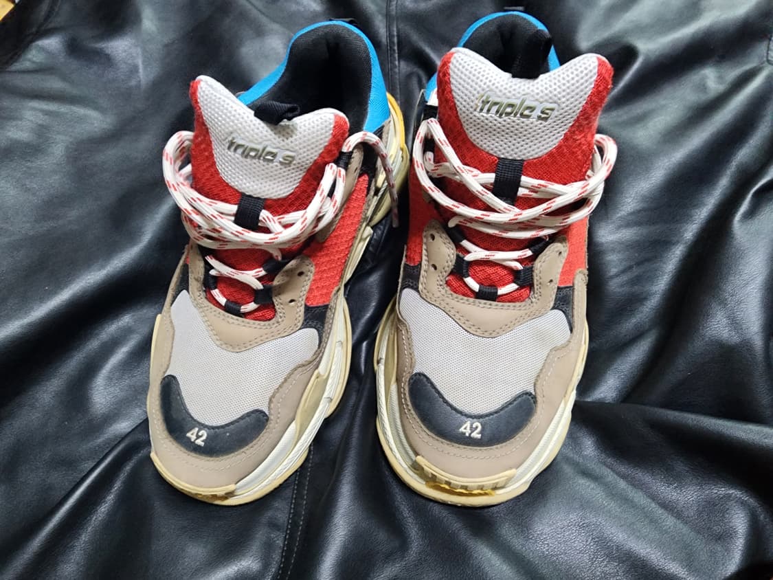 발렌시아가 트리플s 멀티 42 270 275 280 상품이미지1