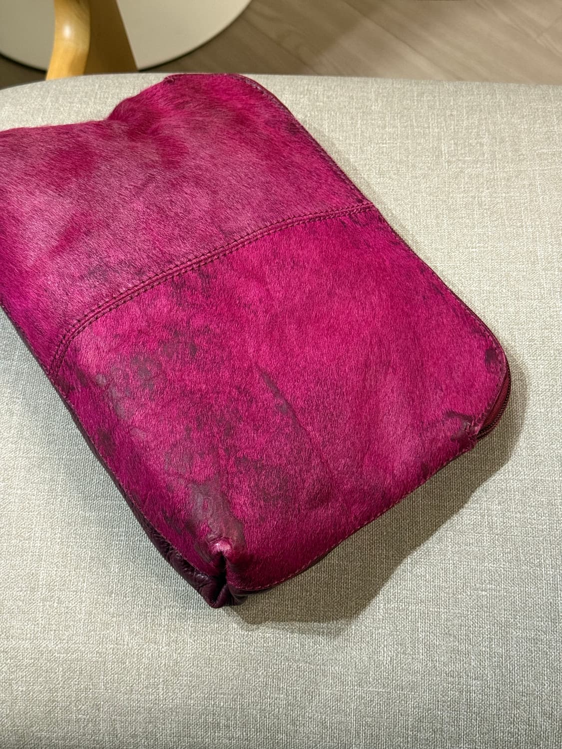 ASOS/영국브랜드/ 버건디 빈티지 Cow Leather 파우치 상품이미지4