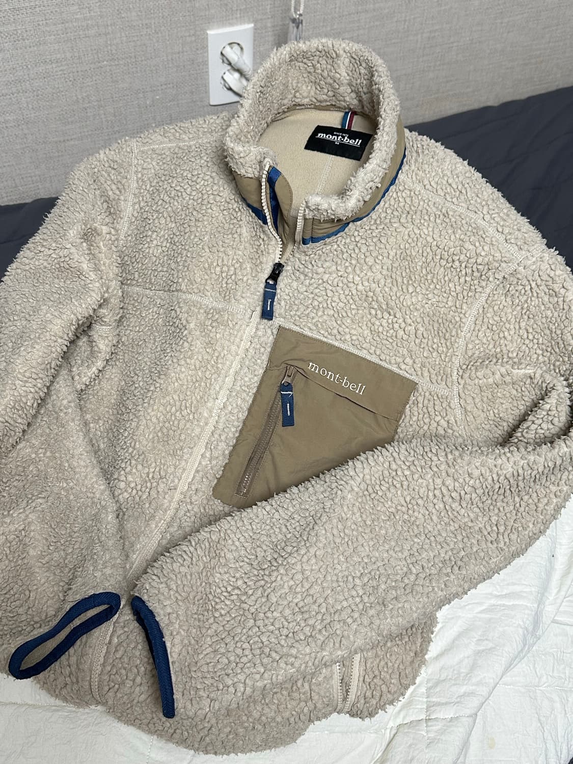 몽벨 양털 후리스 뽀글이 플리스 미디움  상품이미지1