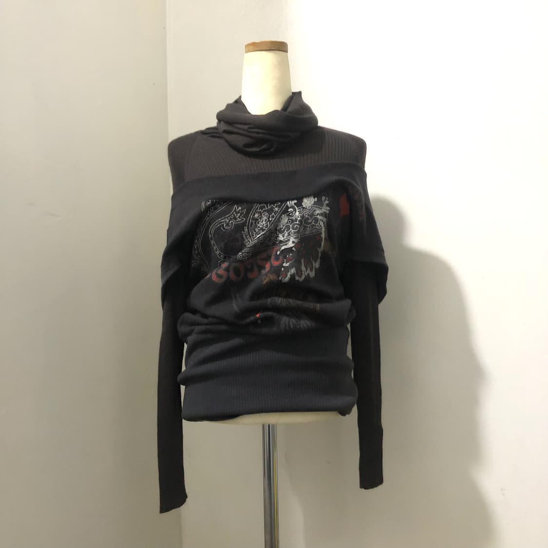 에고이스트 오리엔탈 오프숄더 슬리브리스 니트 원피스 베스트 빈티지 상품이미지3