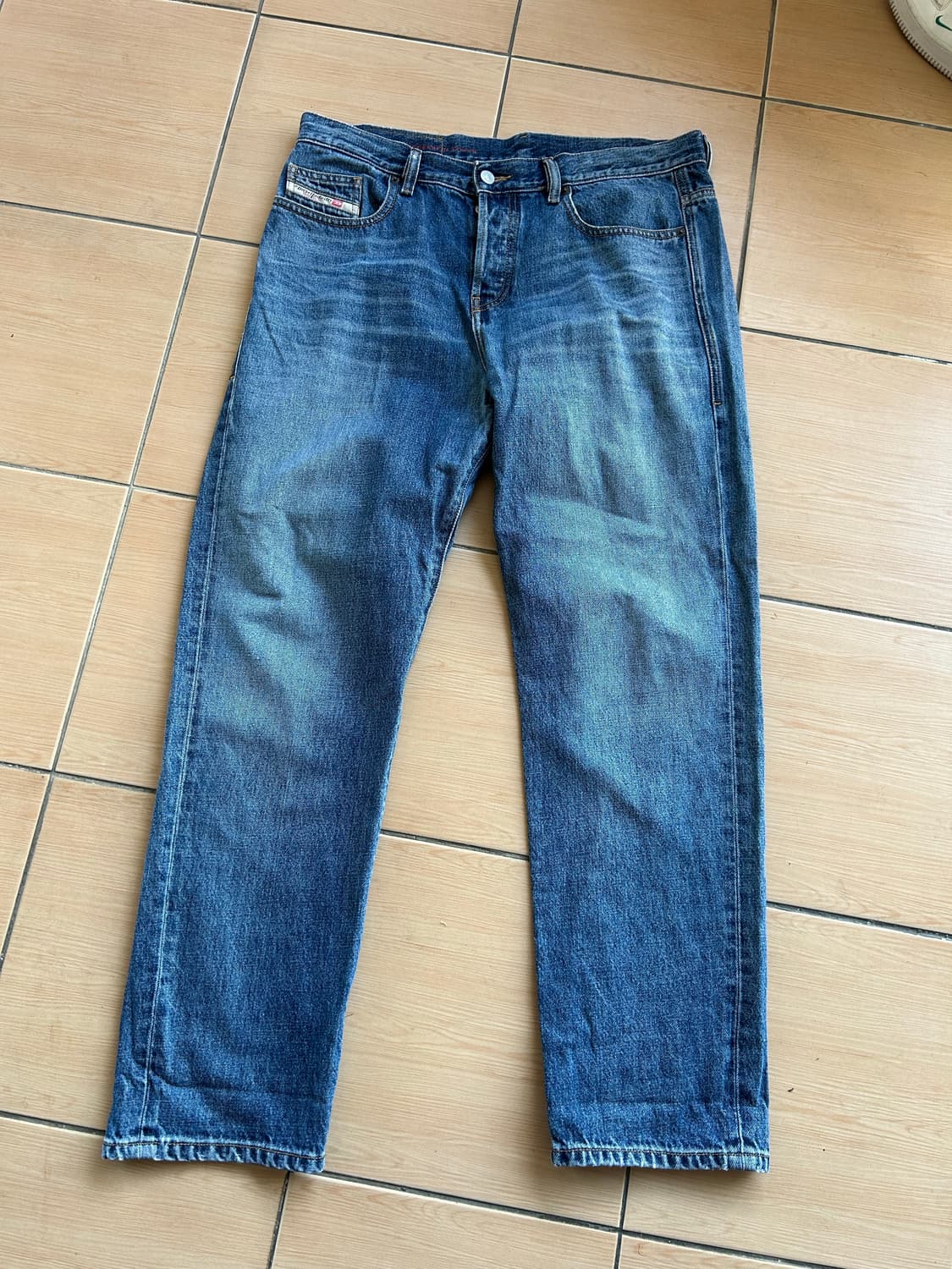 디젤 레귤러스트레이트진 34in 상품이미지1