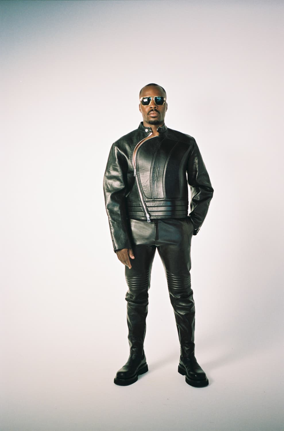 보테가베네타 FW2019 런웨이 패디드 레더 바이커 자켓 상품이미지3