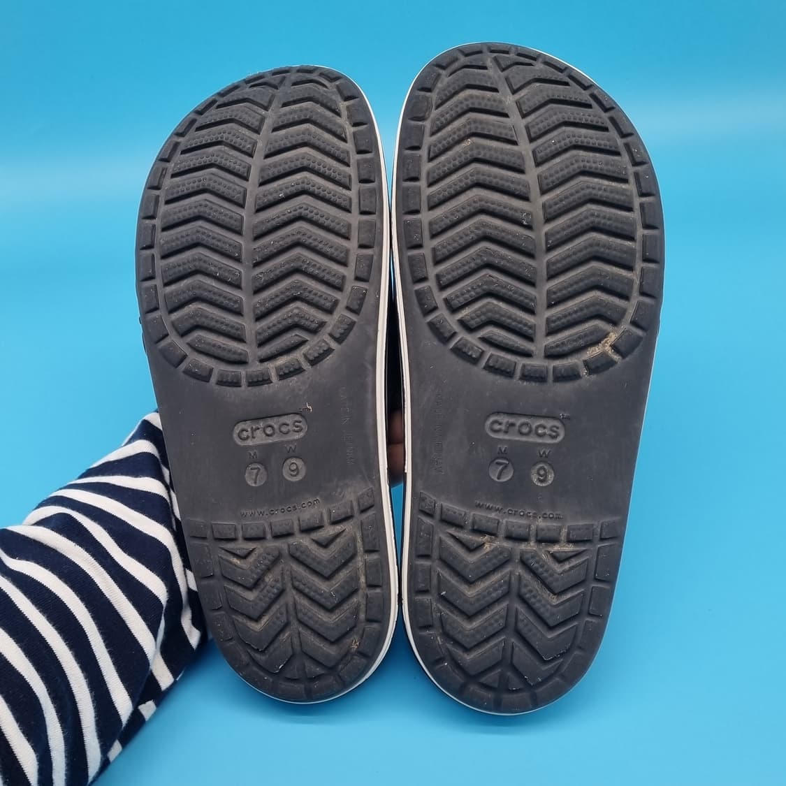 O 크록스 바야밴드 슬라이드 m7 260 상품이미지3