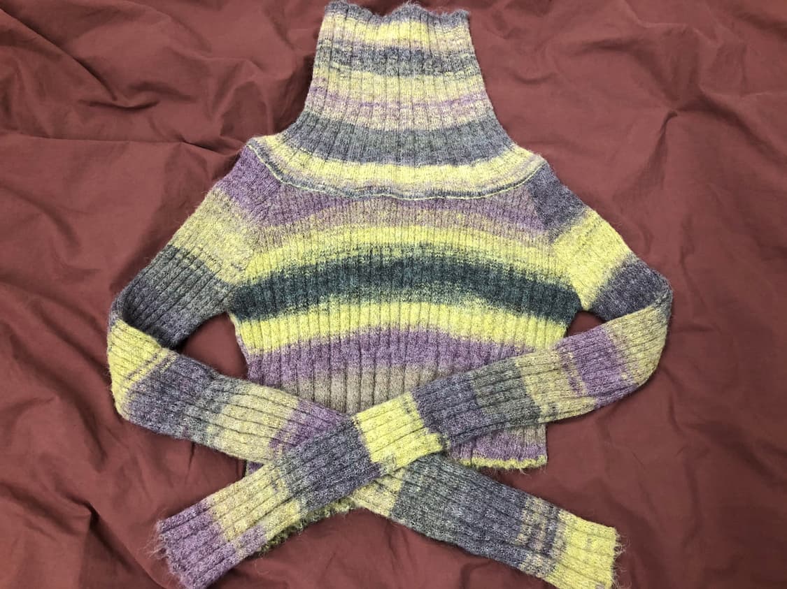 애즈온 그라데이션 오프숄더 니트 퍼플 상품이미지2