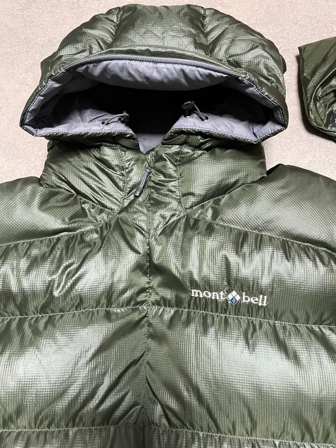 빈티지 재팬 몽벨 라이트 알파인 올리브 그린 경량패딩 800 상품이미지4