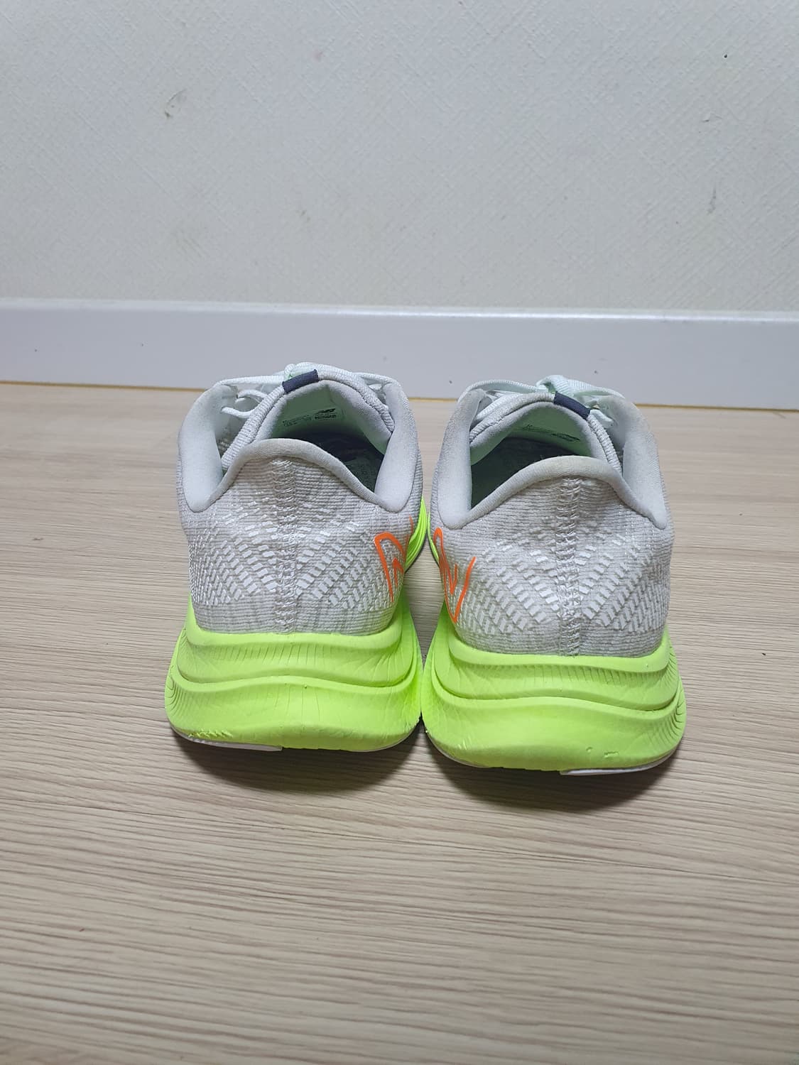 뉴발란스 퓨어셀 프로펠 v4 러닝화 285 상품이미지5