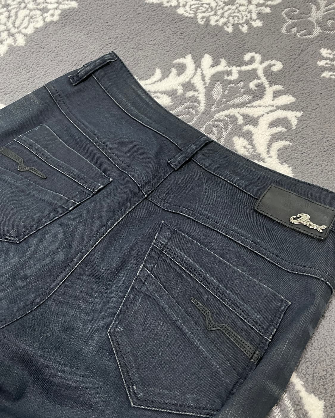 DIESEL Fayza 커브드 데님 0883E 상품이미지3