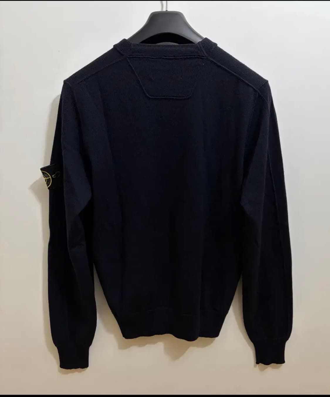 스톤아일랜드 v넥 니트 다크네이비 상품이미지2