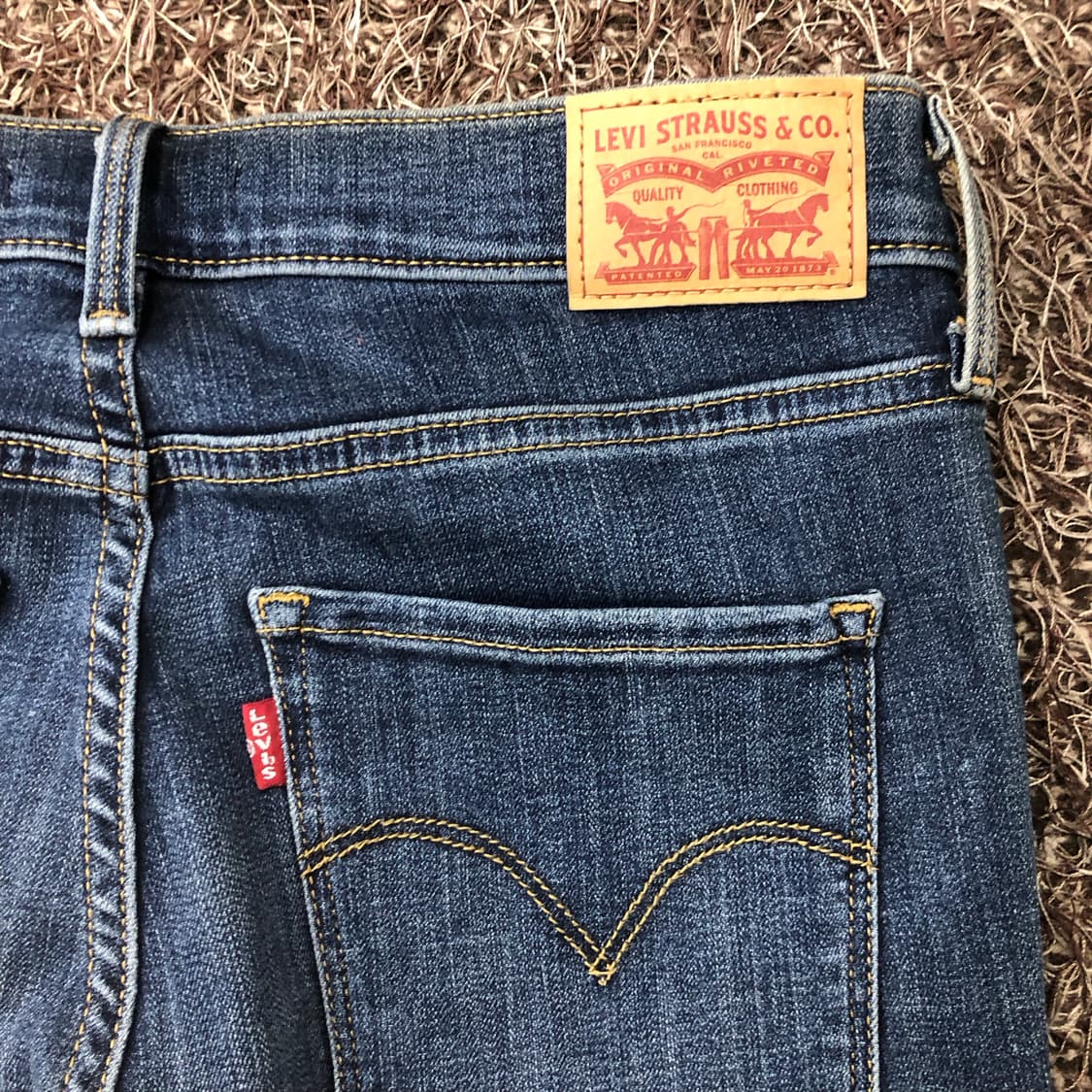 리바이스 부츠컷 315 워싱 데님 팬츠 상품이미지4