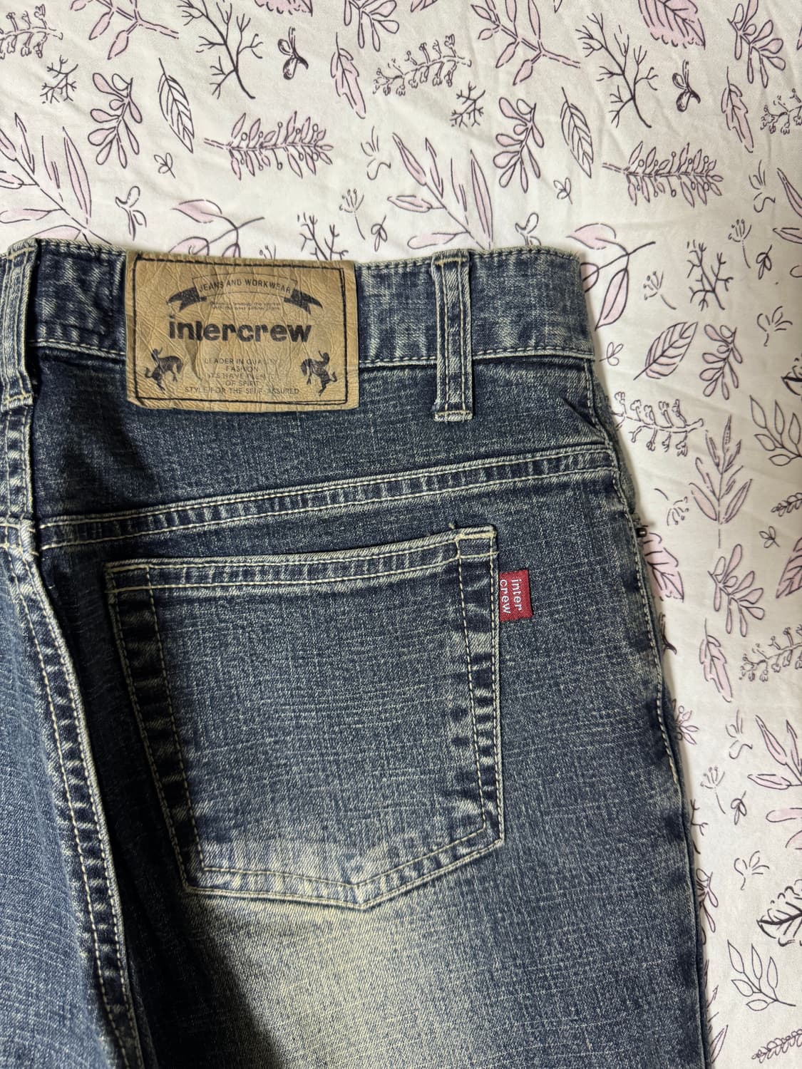 INTERCREW BOOTCUT JEANS 상품이미지3