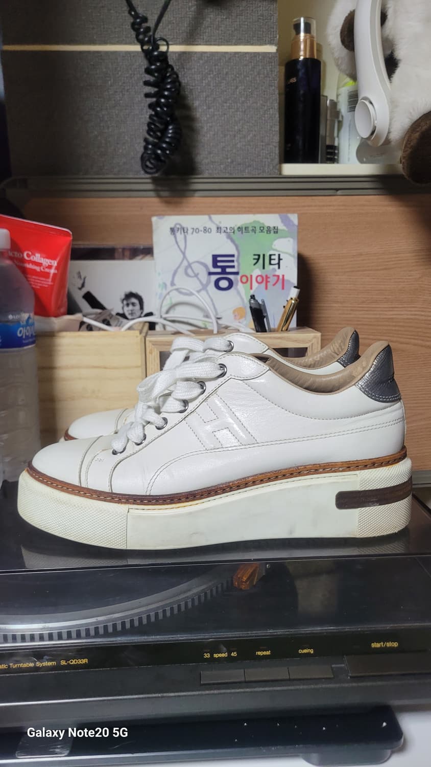 에르메스 스니커즈 상품이미지2
