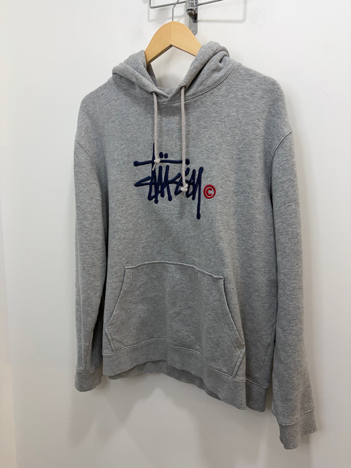 스투시 로고 자수후드티 상품이미지5