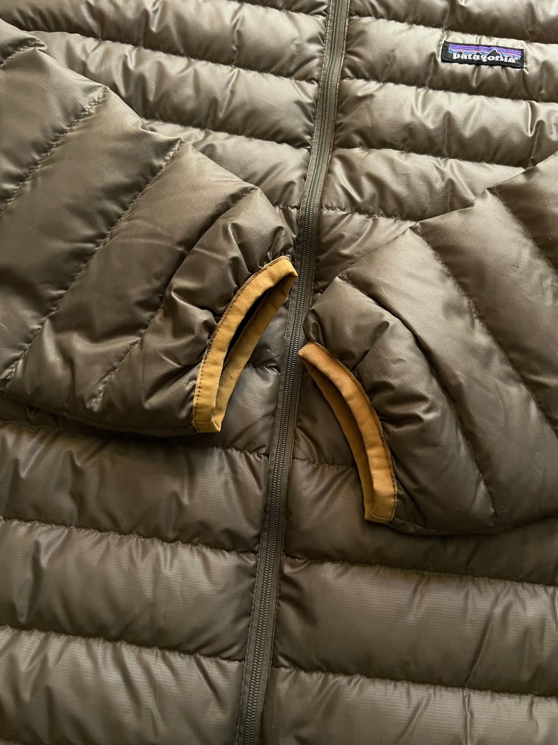 [L]00's 파타고니아 다운스웨터 구스다운 경량 패딩 상품이미지4