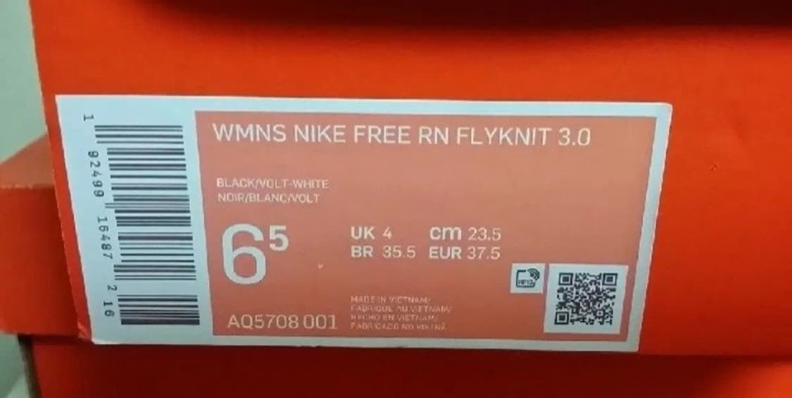 나이키 우먼스 프리런 플라이니트 3.0 검흰 새상품 235 상품이미지2