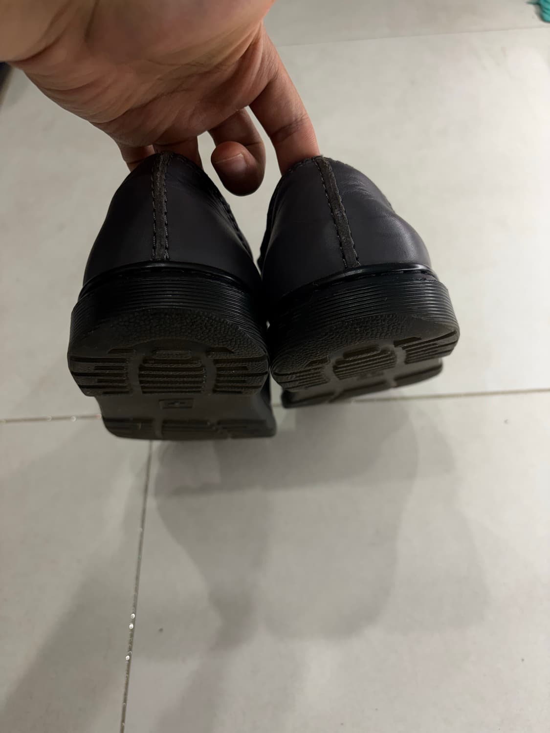 닥터마틴 패트리샤3 그레이 Uk7 상품이미지3