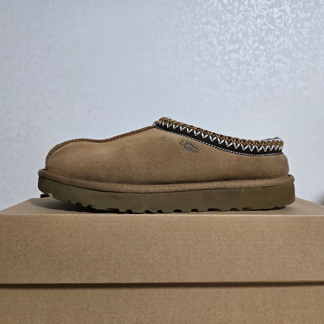 240 UGG 미국어그 타스만 체스트넛  상품이미지3