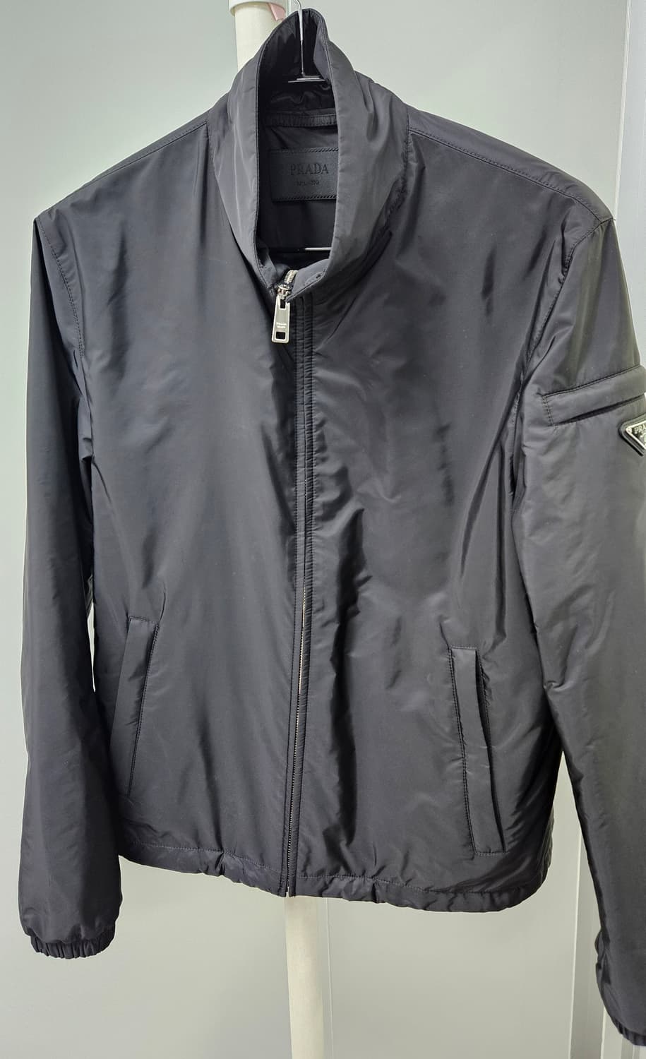 프라다 리나일론 하이넥 바람막이 블랙(48) 상품이미지1