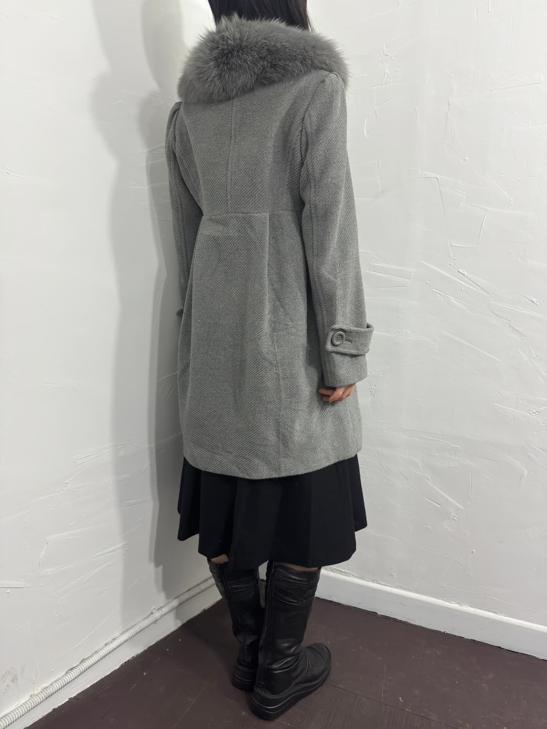 fur detail coat 상품이미지5