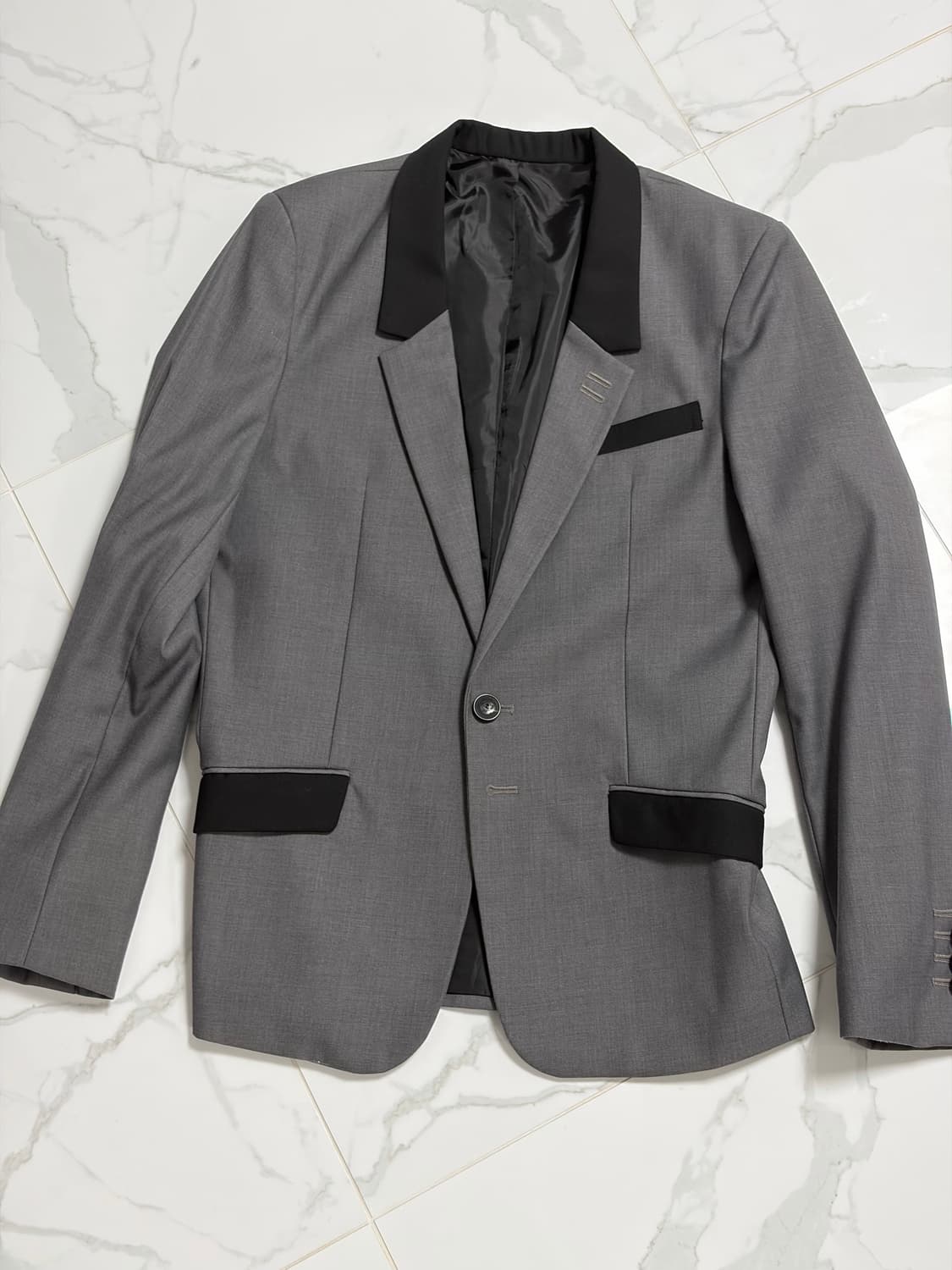 어두운 그레이 블레이저 상품이미지1