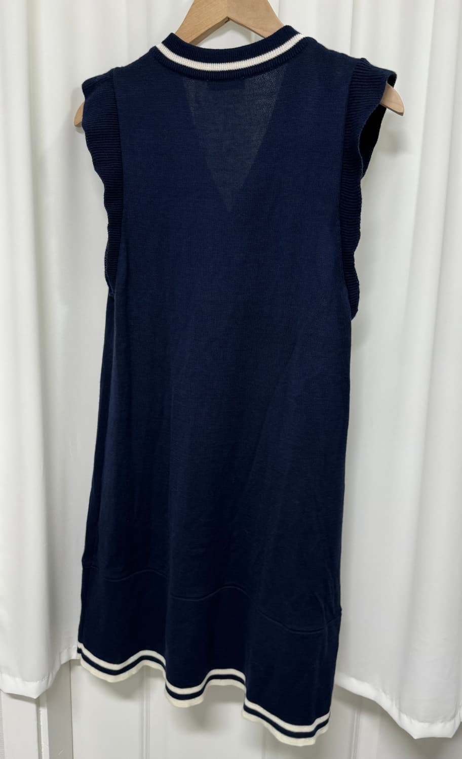 빈폴 브이넥 네이비 니트원피스  상품이미지8