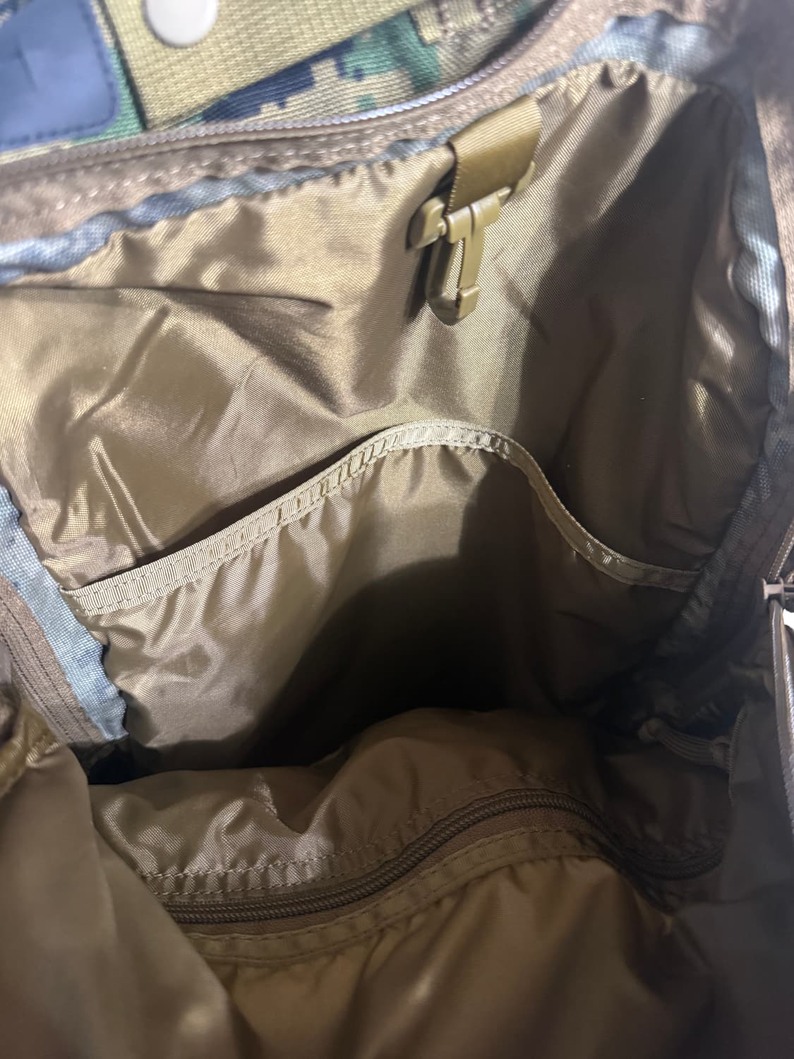 그레고리 밀리터리 레콘 백팩 상품이미지4