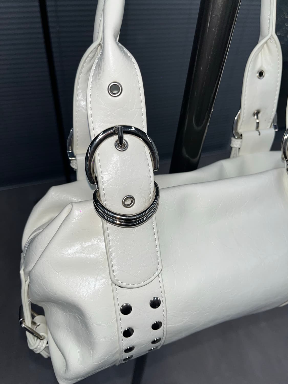 Vintage White Leather Shoulder bag 상품이미지3