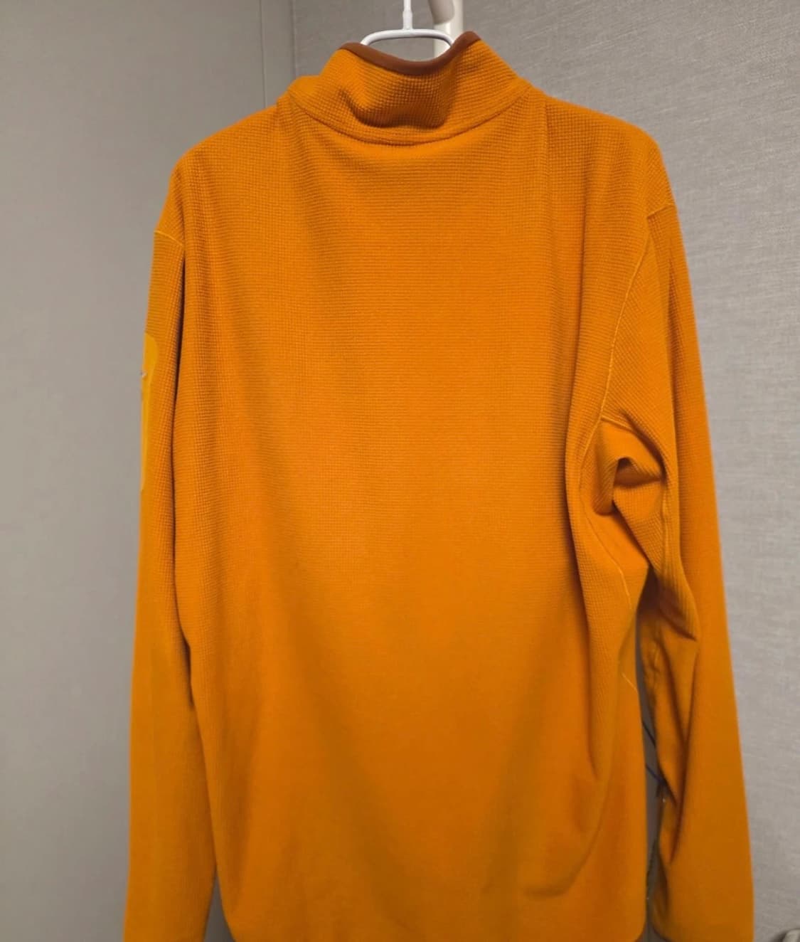 아크테릭스 델타 LT 자켓 M 사이즈  상태 8.8/10  좋은분이 가져 상품이미지3