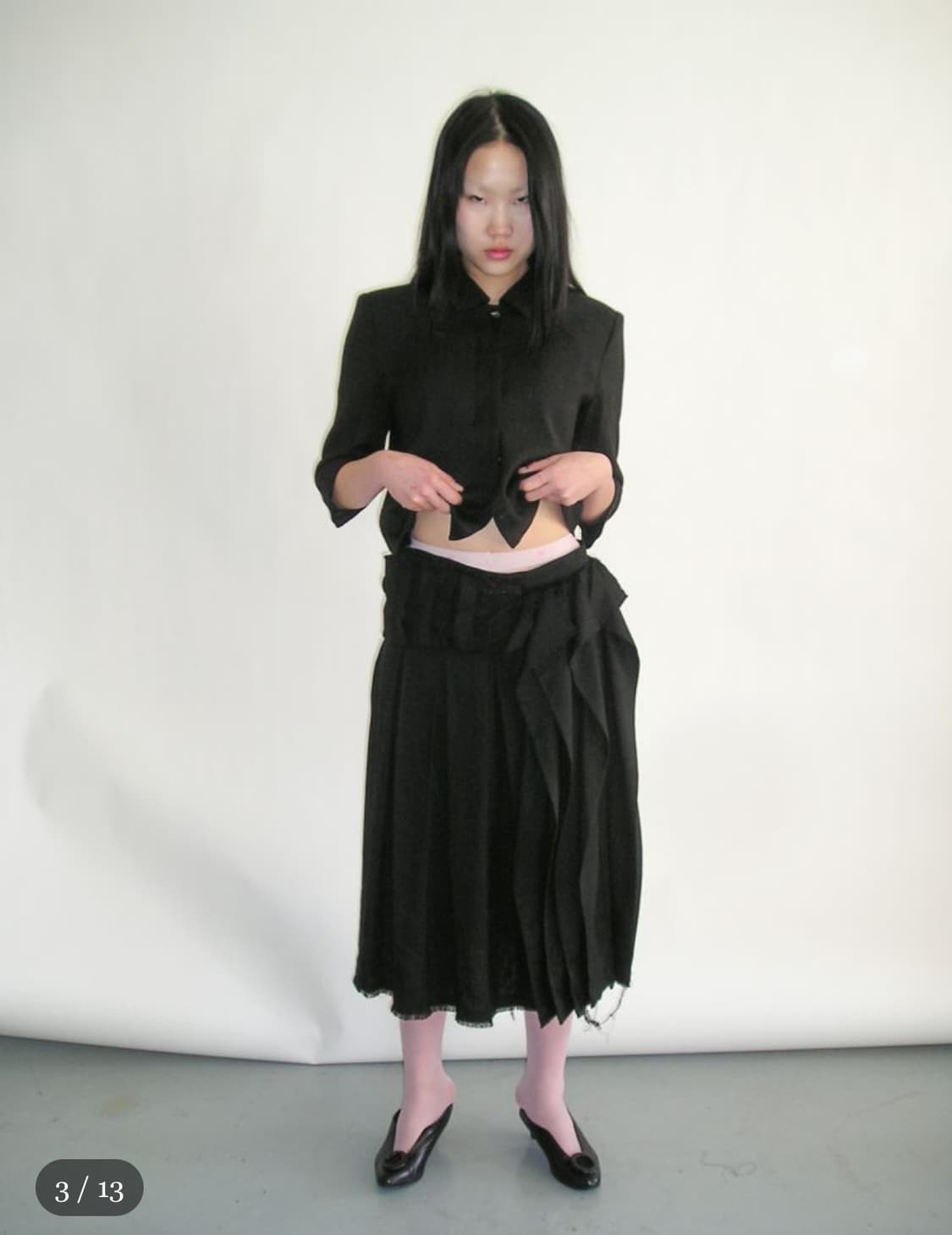 에옹쓰 2025 Offbeat pleats skirt -black 상품이미지2