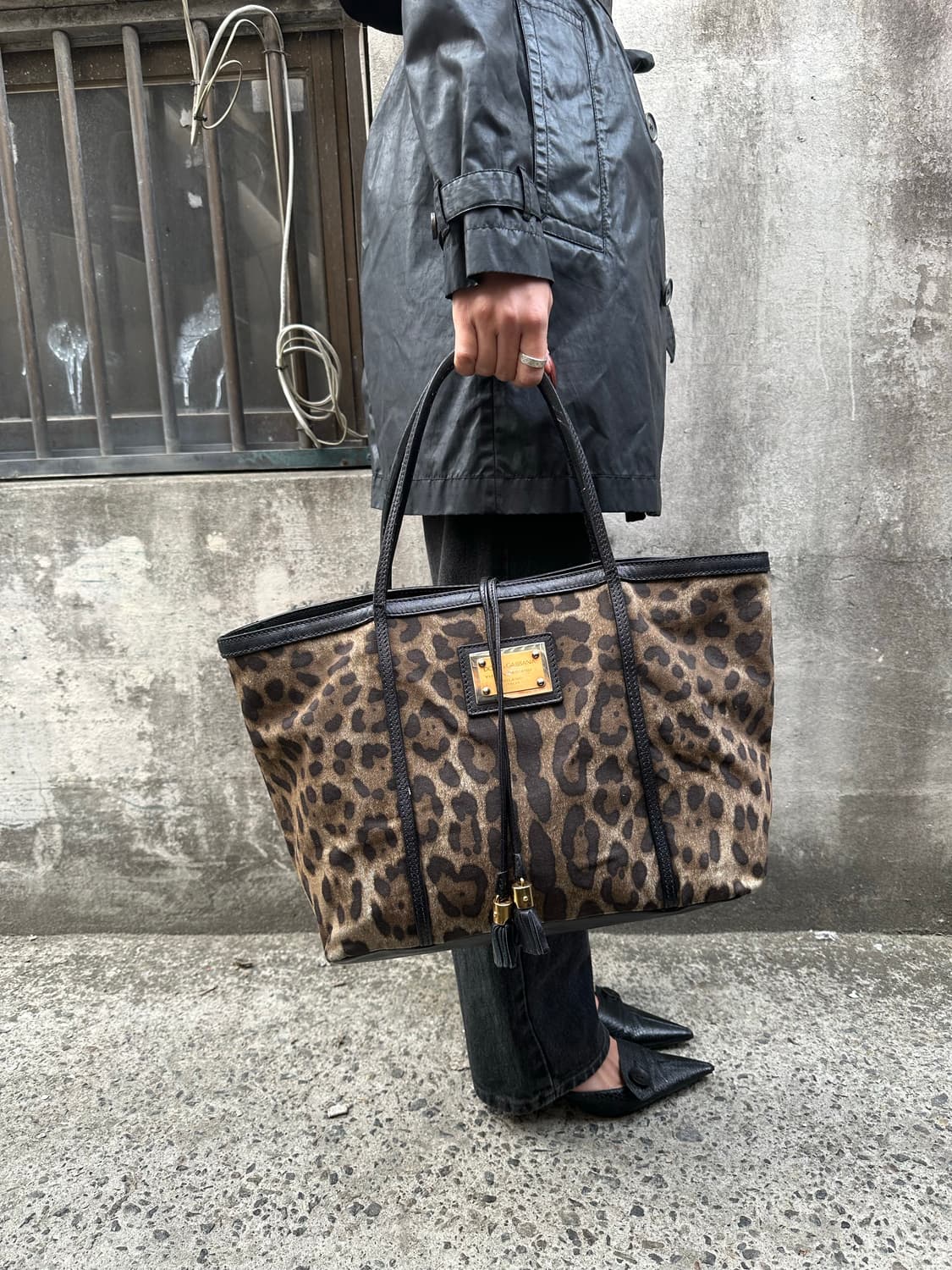 돌체앤가바나 레오파드 숄더백 상품이미지1