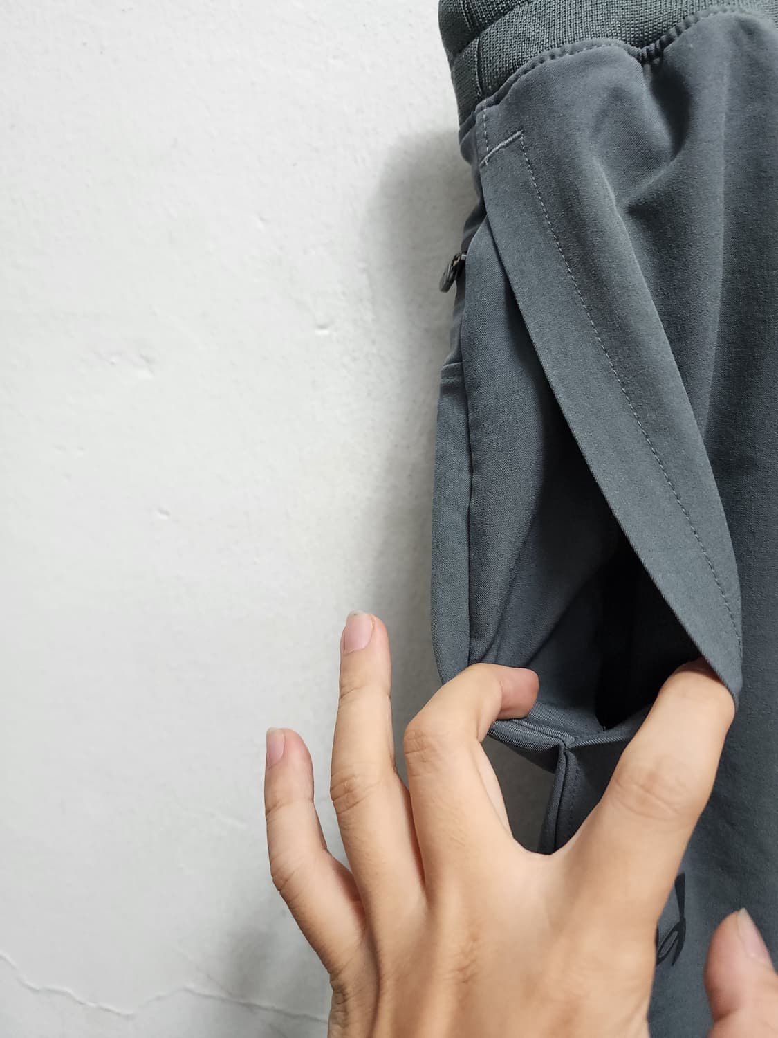 언더아머 밴딩 우븐 기능성 팬츠 XXL 상품이미지4